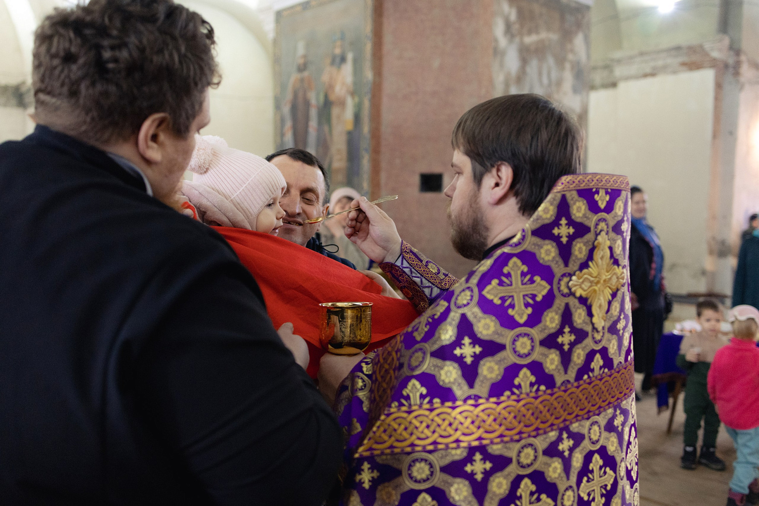 Приходите в храм с детьми